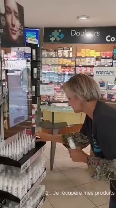 The ABBI mirror installed in a retail skincare environment